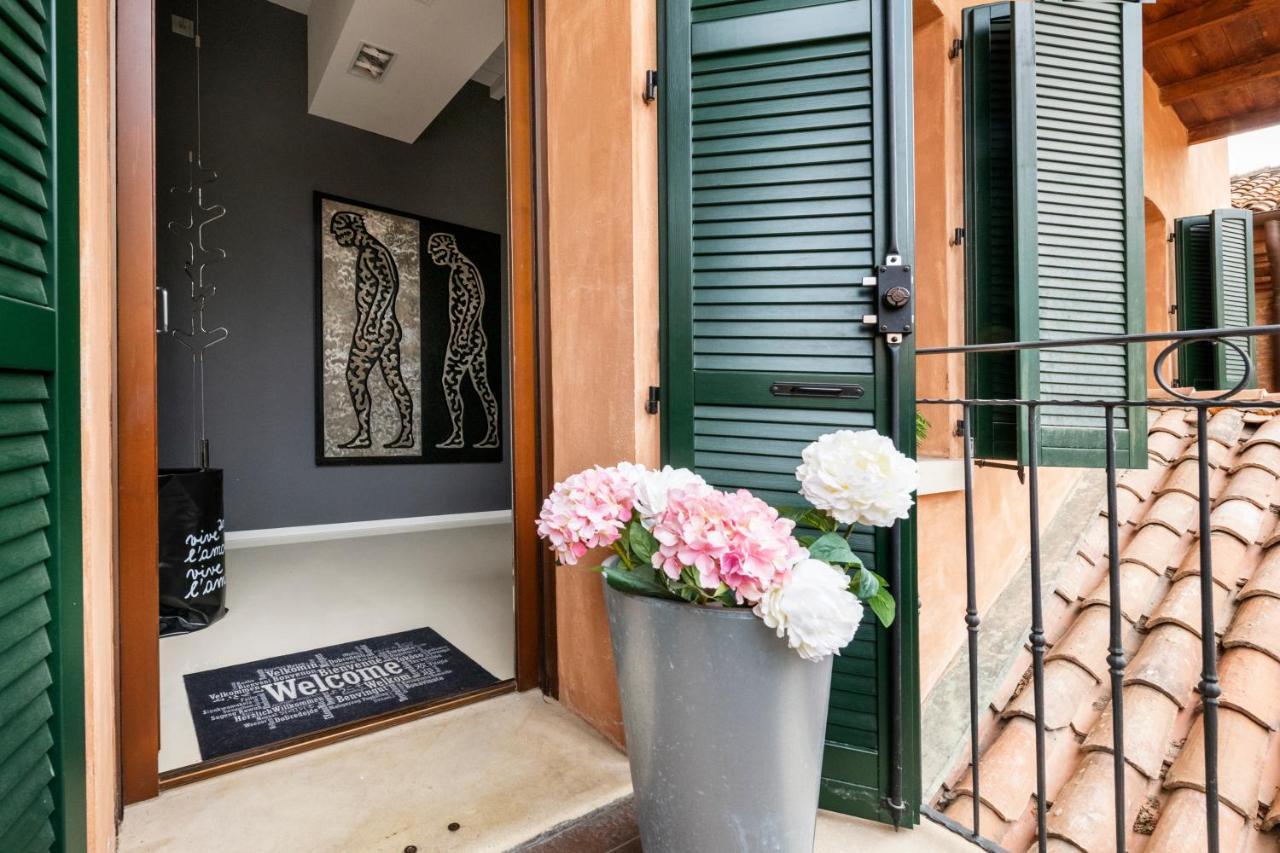 Charming Flat In Centro A Ferrara Con Posto Auto Villa Exterior foto